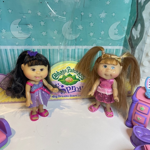 Cabbage Patch Kids 🥬👧 Lil’ Sprouts Best Friends Sleepover play set - Picture 12 of 16